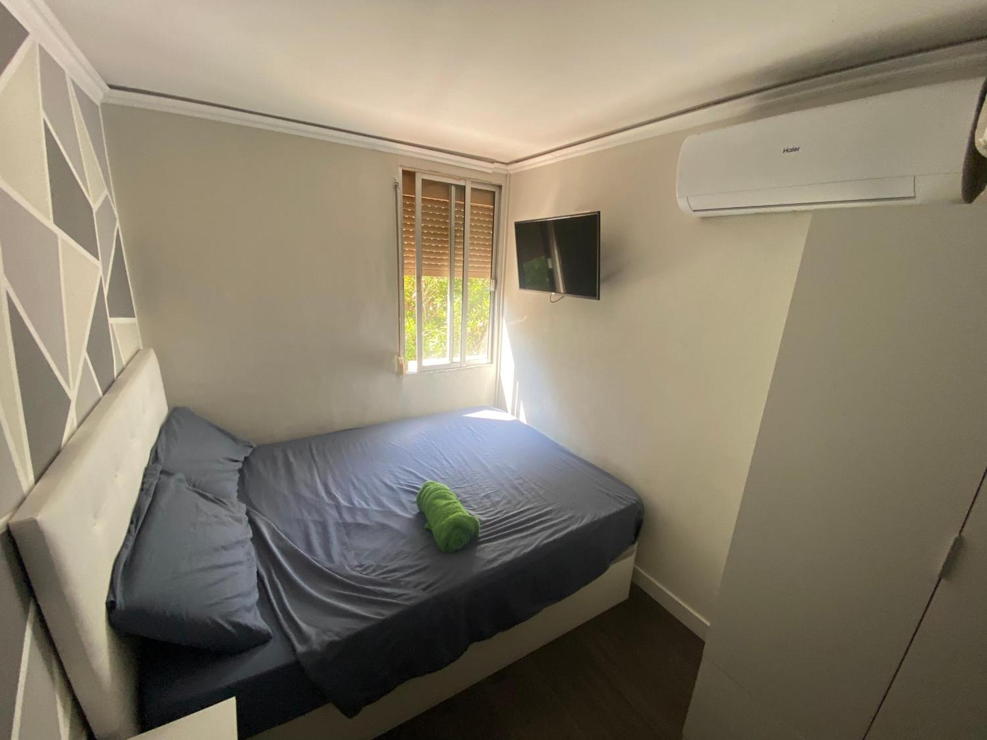 Habitaciones Cerca Del Centro De Barcelona, Barceloneta, Aeropuerto Y Fira L'Hospitalet de Llobregat Exterior foto